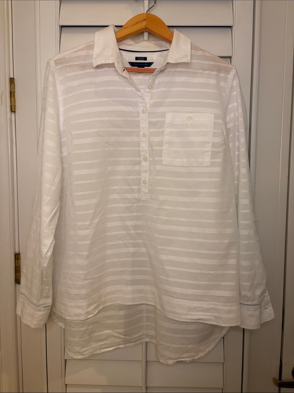 Women’s White Boyfriend Fit Casual Button-Down Pullover Shirt with Pocket XL